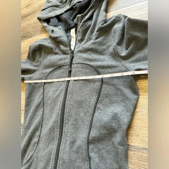 LULULEMON Live Simply Hoodie Jacket II Drawstring Missing Heather Gray Size 4 - Picture 6 of 8
